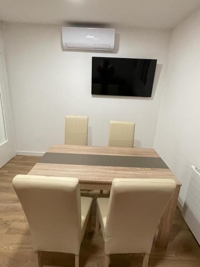 Apartmani Daisy Velika Gorica Extérieur photo