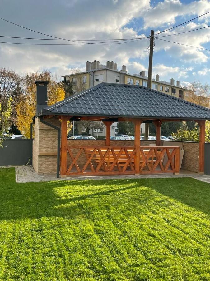 Apartmani Daisy Velika Gorica Extérieur photo