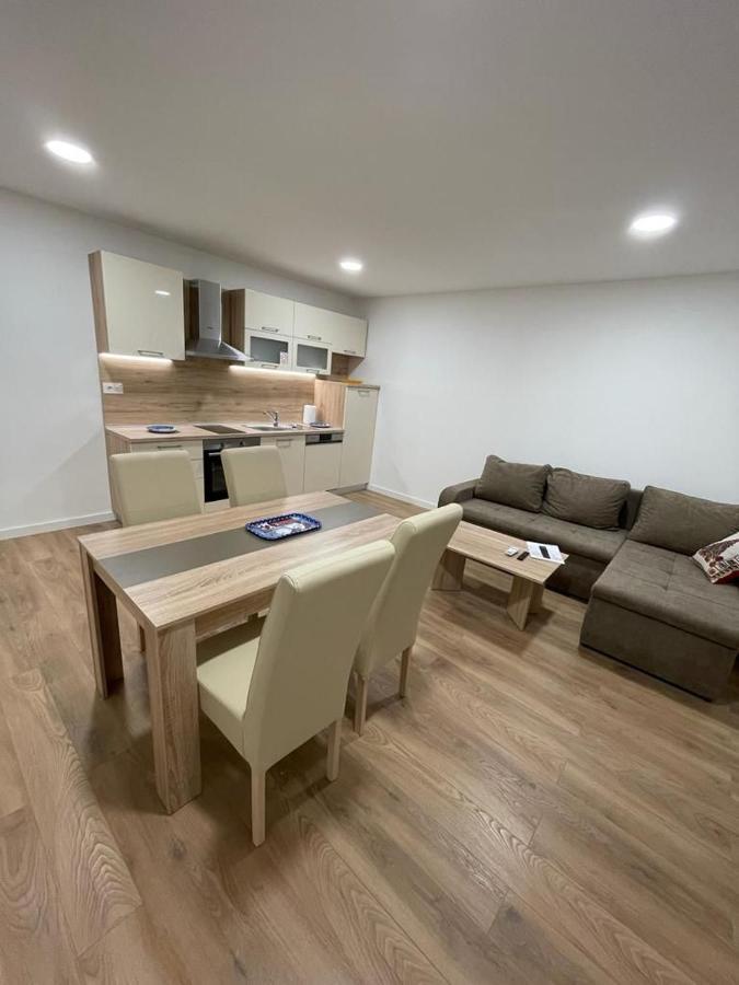 Apartmani Daisy Velika Gorica Extérieur photo