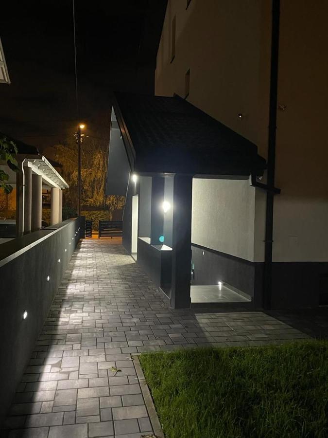 Apartmani Daisy Velika Gorica Extérieur photo