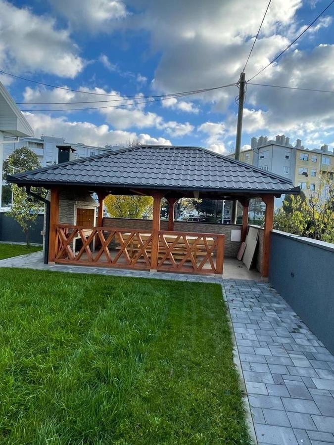 Apartmani Daisy Velika Gorica Extérieur photo